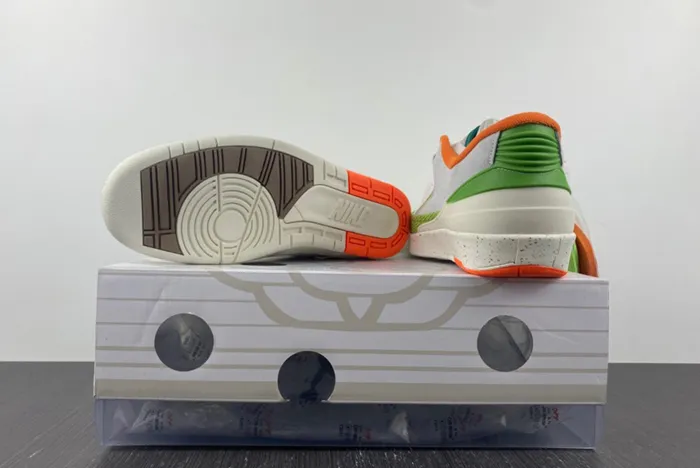 Jordan 2 Retro Low TITAN DV6206-183