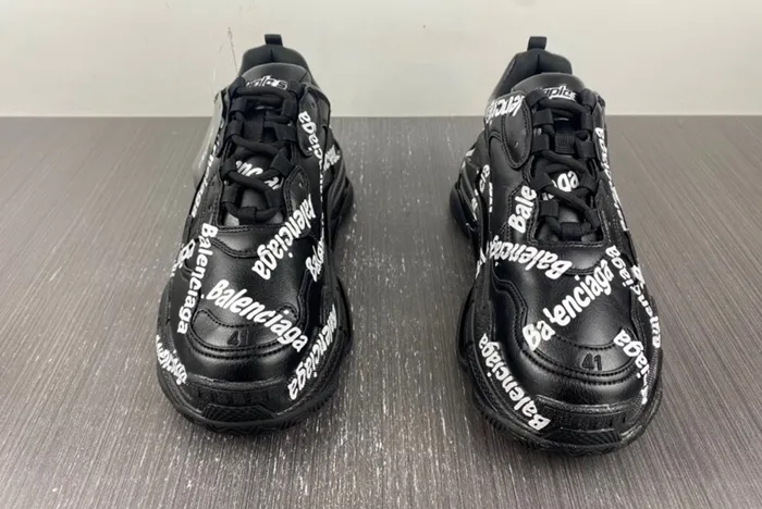Ba*len*cia*ga triple s black and white 536737 w2fab1090