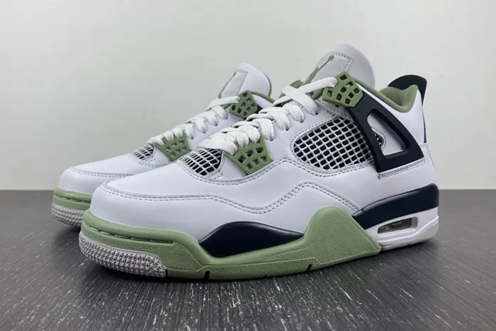 AIR JORDAN 4 RETRO ''SEAFOAM'' WMNS AQ9129-103