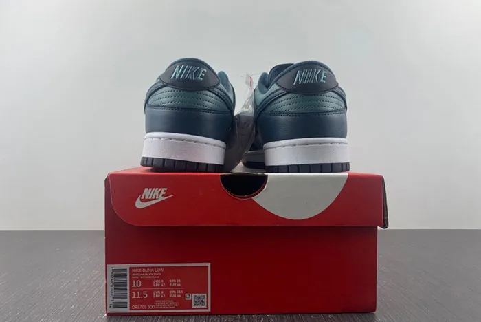 Nike Dunk Low Armory Navy DR9705-300