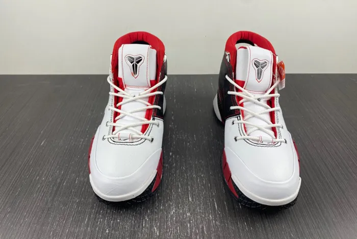 Undefeated x Nike Kobe 1 ZK1 AQ2728-102