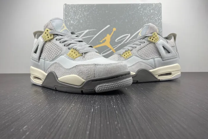 Air Jordan 4 Retro SE Craft Photon Dust/Pale Vanilla DV3742-021