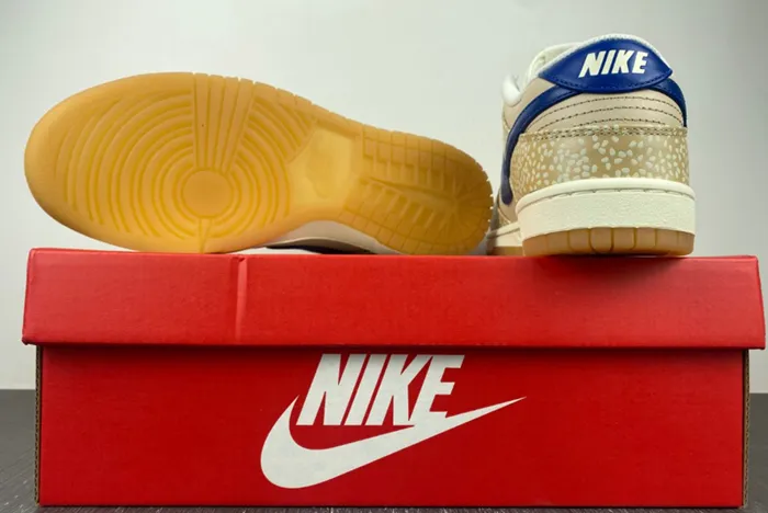 SB Dunk Low Sesame DZ4853-200