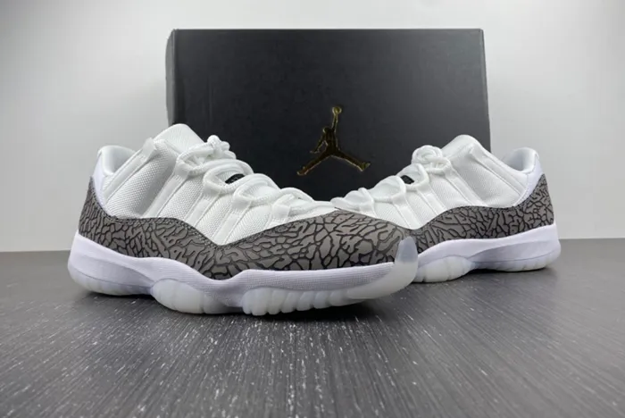 Air Jordan 11 Low WMNS Yellow Snakeskin AV2187-140