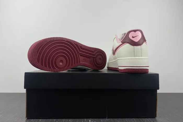 Nike Air Force 1 Low Valentine’s Day FD4616-161