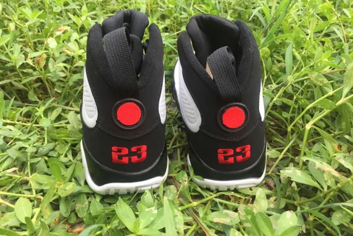 Air Jordan 9 Particle Grey 302370-112