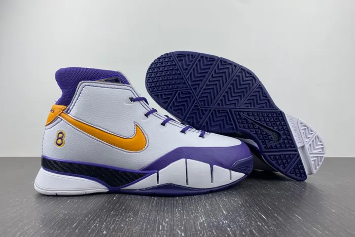 Undefeated x Nike Kobe 1 ZK1 AQ2728-101