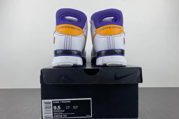 Undefeated x Nike Kobe 1 ZK1 AQ2728-101