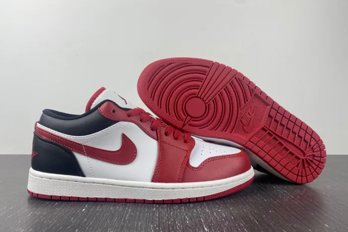 Air Jordan 1 Low Reverse Black Toe DC0774 160