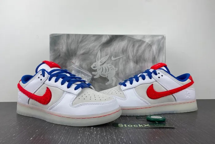 Dunk Low Year of the Rabbit White/Crimson-Varsity Royal FD4203-161