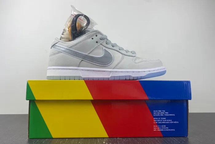 Concepts x Nike SB Dunk Low White Lobster FD8776-100
