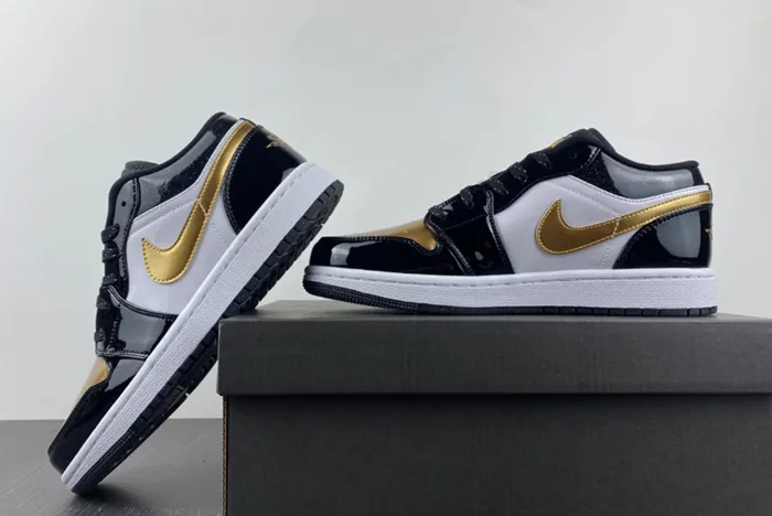 Air Jordan 1 Low Gold Toe Metallic Gold Black White DR6970-071