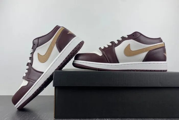 Air Jordan 1 Low DC0774-200