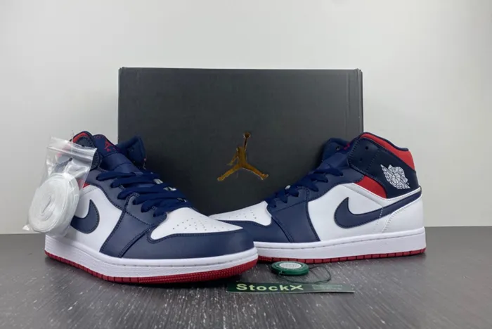 AIR JORDAN 1 MID SE USA 852542-104