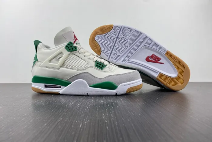 Nike SB x Air Jordan 4 Pine Green DR5415-103