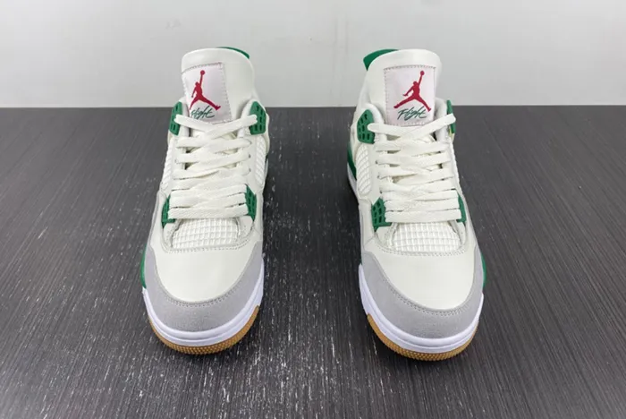 Nike SB x Air Jordan 4 Pine Green DR5415-103