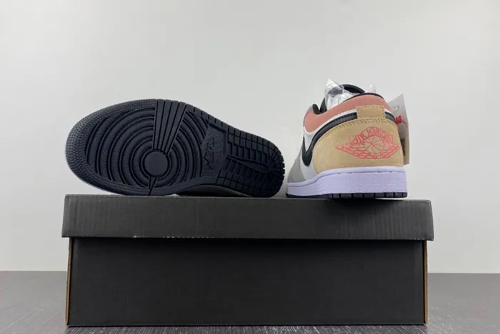 Air Jordan 1 Low  DX4334-008
