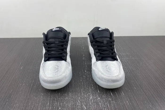 CLOT  fragment Nike Dunk Low Colorway White/Black FN0315-110