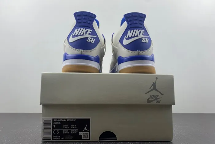 Air Jordan 4 SB Pine Green DR5415-107