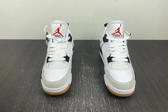 Nike SB x Air Jordan 4 DR5415-100