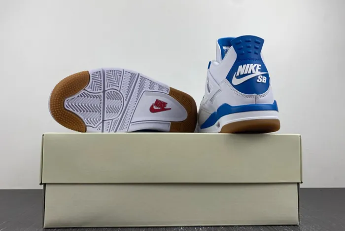 Nike SB x Air Jordan 4  Nike SB x Air Jordan 4