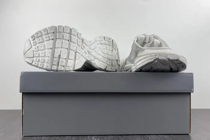 Ba*len*cia*ga track sandles gray