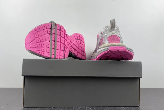 Ba*len*cia*ga triple s734731 w3xl5 9050