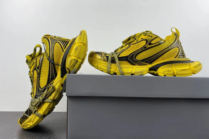 Ba*len*cia*ga triple 734734 w3xl2 7010