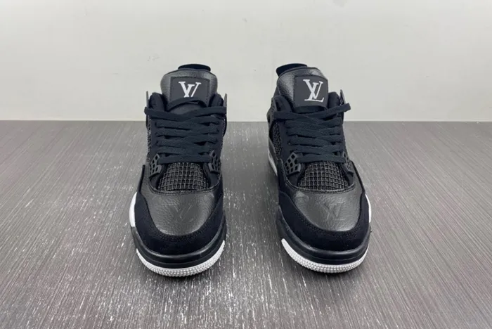 Air Jordan 4 *LV  LV6927-001