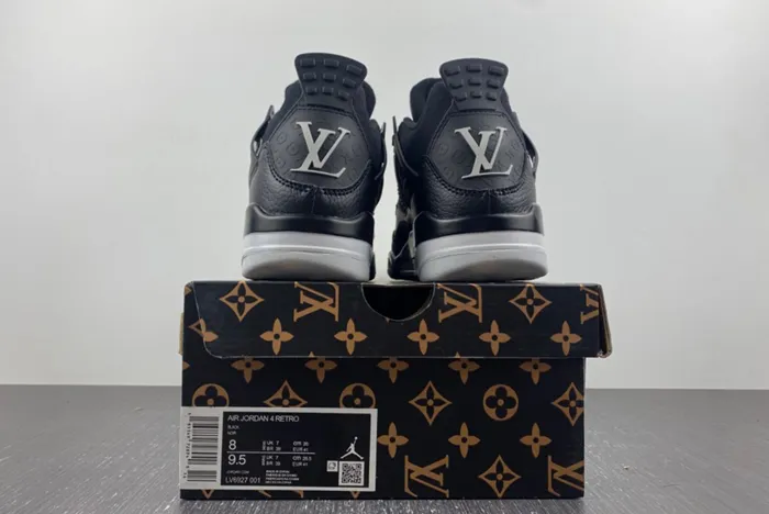 Air Jordan 4 *LV  LV6927-001