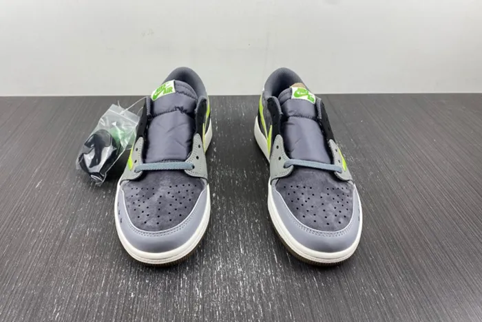 Air Jordan 1 Retro Low Travis Scott CZ0790-043