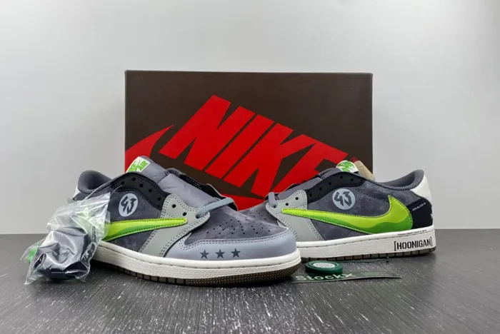 Air Jordan 1 Retro Low Travis Scott CZ0790-043
