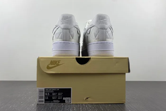 5K1 Billie Eilish x Nike Air Force 1 Low Triple White DZ3674-100