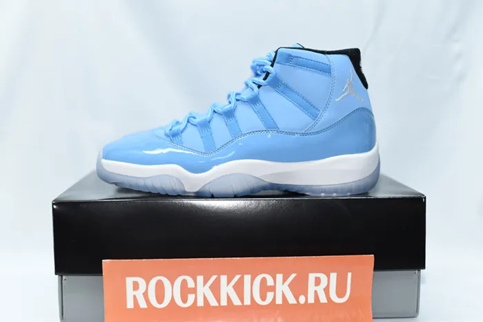 Air Jordan 11 Pantone 717602-900