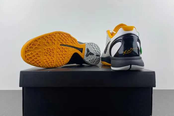 NIKE Kobe 6 ZK Zoom CW2190-100