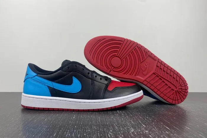 Air Jordan 1 Low OG WMNS UNC to Chicago CZ0775-046