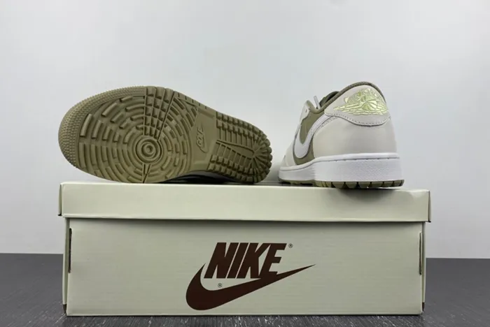 Travis Scott x Air Jordan 1 Low Golf FZ3124-200