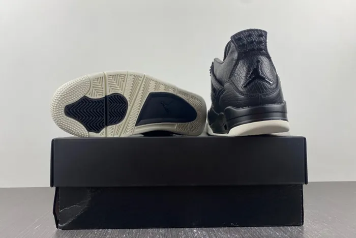 Air Jordan 4 Premium Black 819139-010