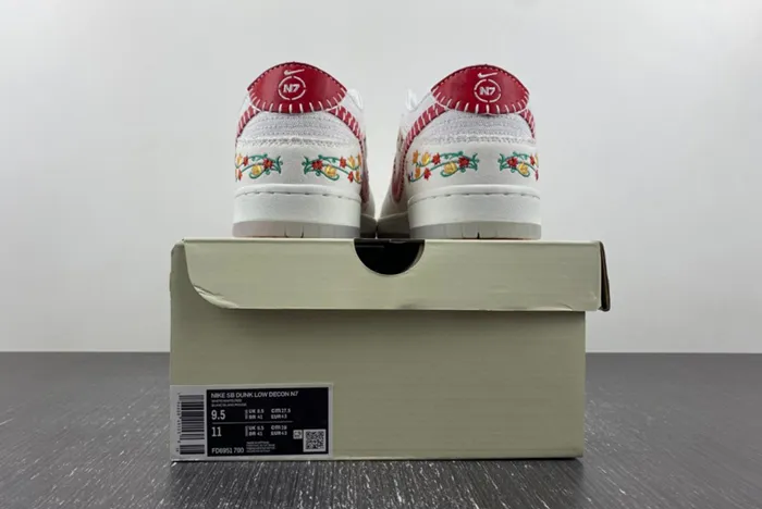 Nike SB Dunk Low Decon N7 FD6951-700