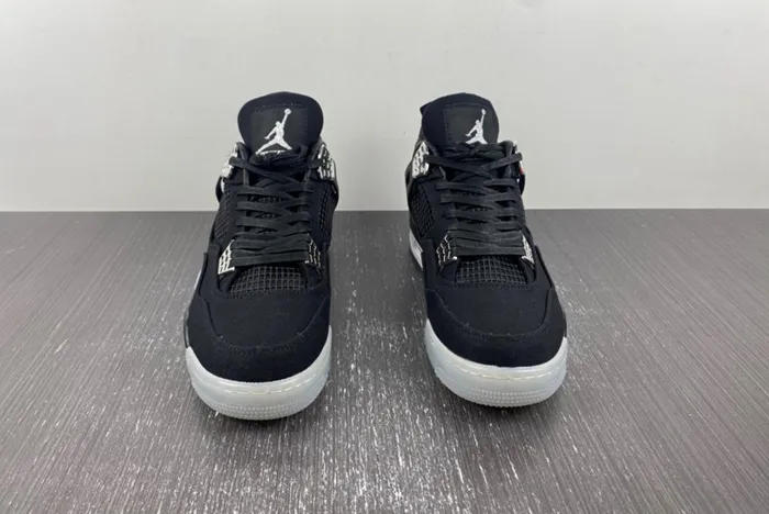 Air Jordan 4   136863