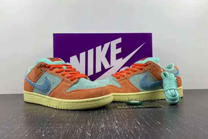 Nike SB Dunk Low Noise Aqua DV5429-800
