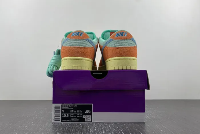 Nike SB Dunk Low Noise Aqua DV5429-800