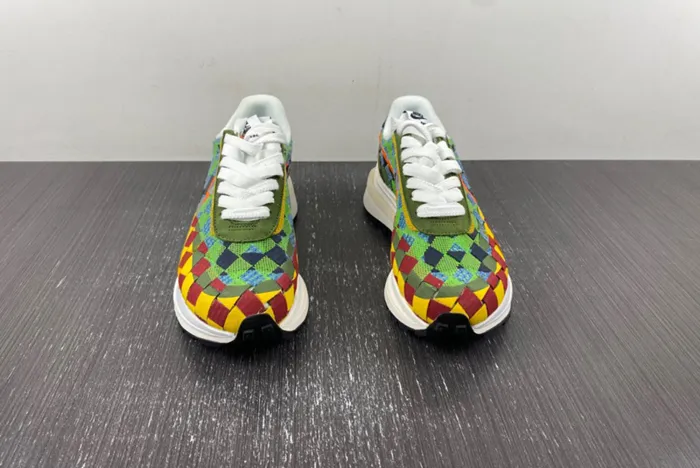 sacai x Nike Waffle Woven Green Gusto DR5209-300