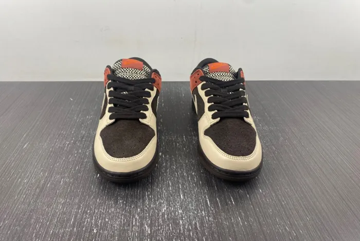 Nike Dunk Low Red Panda FV0395-200