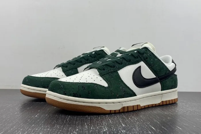 Nike Dunk Low SKU FQ8893-397