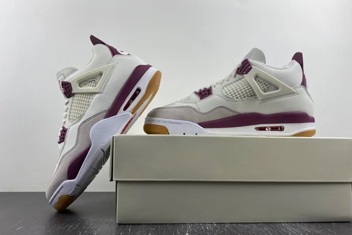 SB x Jordan 4 Sapphire DR5415-102