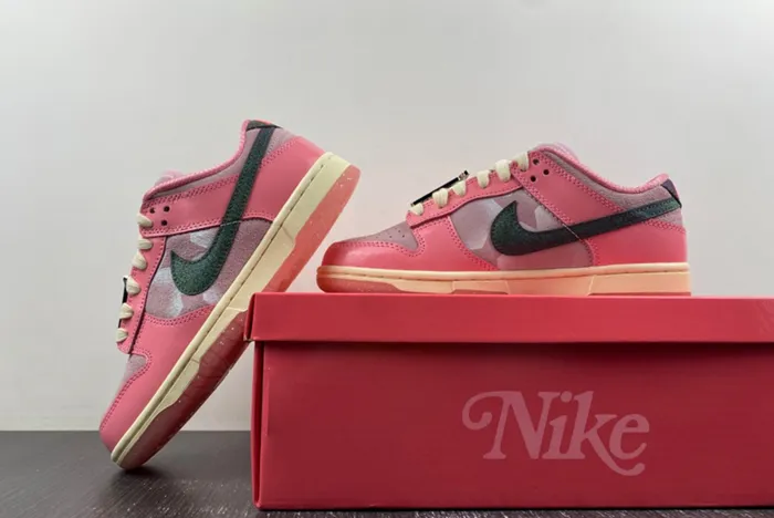 Nike Dunk Low Barbie FN8927-621