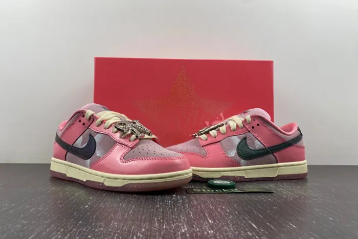 Nike Dunk Low Barbie FN8927-621
