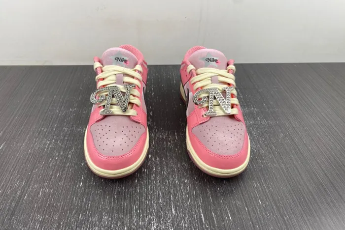 Nike Dunk Low Barbie FN8927-621