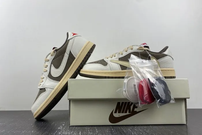 Travis Scott x Air Jordan 1 OG Low PS Reverse Mocha DO5442-162